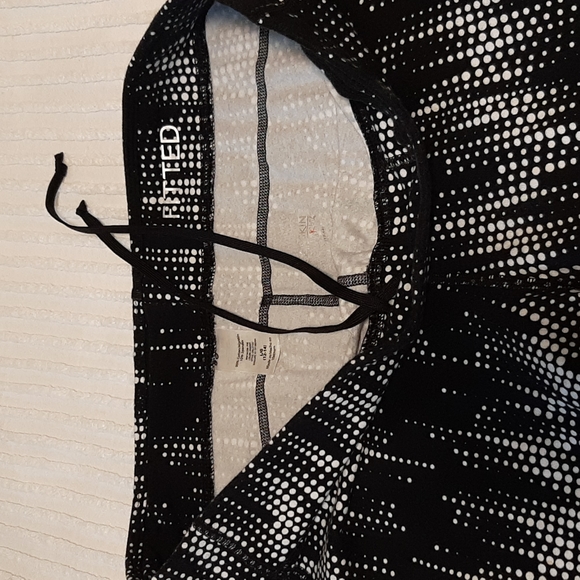 Work out capris - Picture 2 of 2